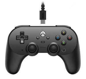 Later variant of Pro 2 Wired Controller for Xbox, sporting the detachable USB-C cable.